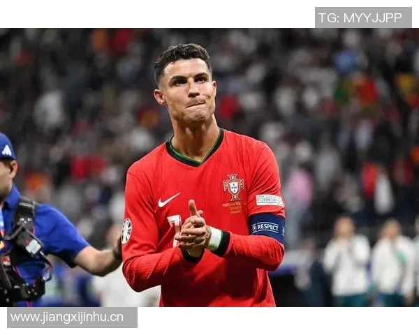 足球明星的绝技揭秘：从梅西的盘带到C罗的头球技巧全解析